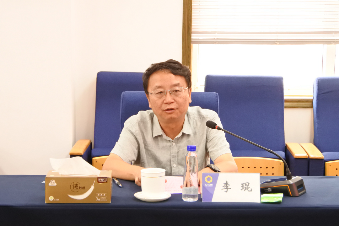 DSC_0885.JPG DSC_0885.JPG